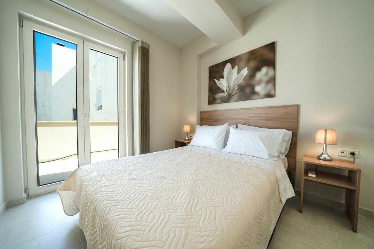 Alma City Center Apartment'S Iraklion Buitenkant foto